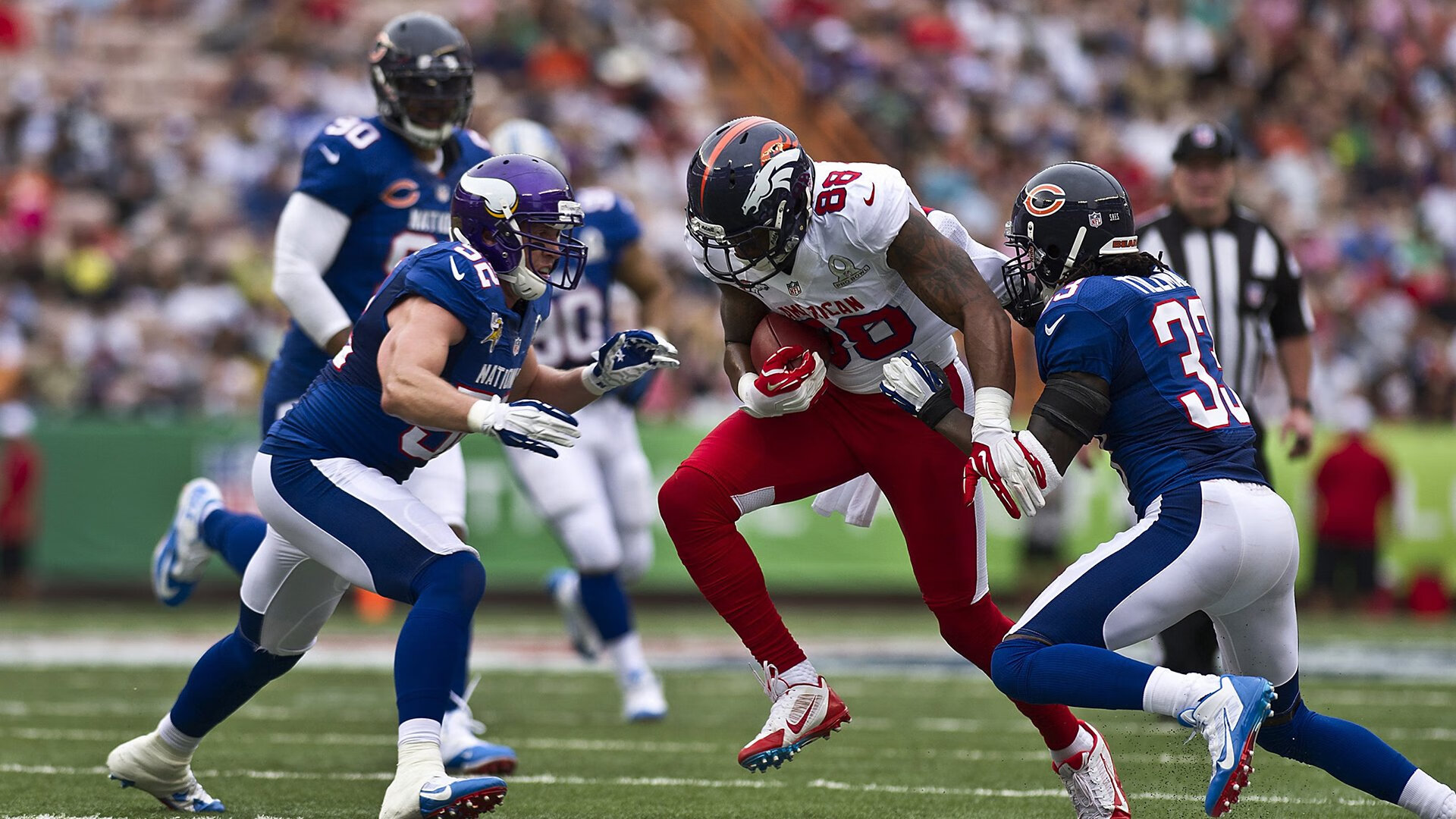 《英雄联盟》S赛解说席背后的故事：专业与娱乐的平衡，s11解说席bgm